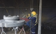 Hydroblasting to check corrosion of marine risers